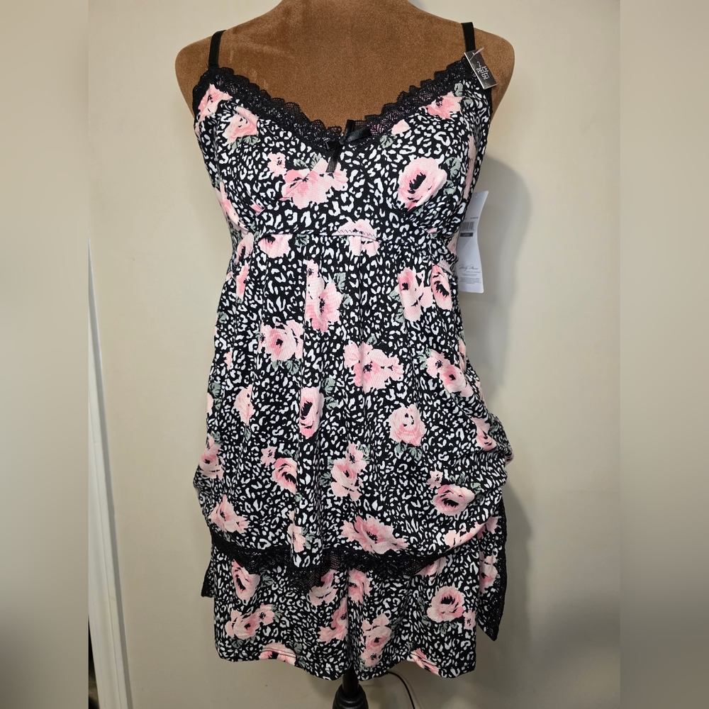 Floral Lace Trim Sleepwear Set - Black and Pink